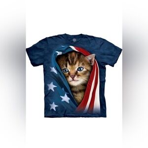 New Patriotic Kitten Adult T-Shirt Size Medium, Unisex by The Mountain